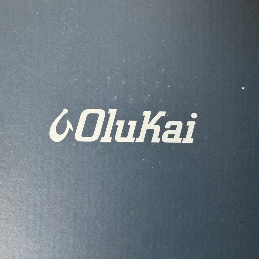 OluKai Men's Grey & Brown Chukka Boots NIB - Picture 13 of 13